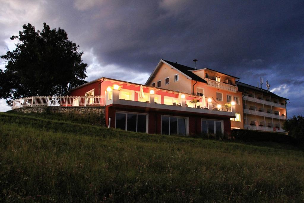 Hotel-Pension Melcher Drobollach am Faakersee Eksteriør billede